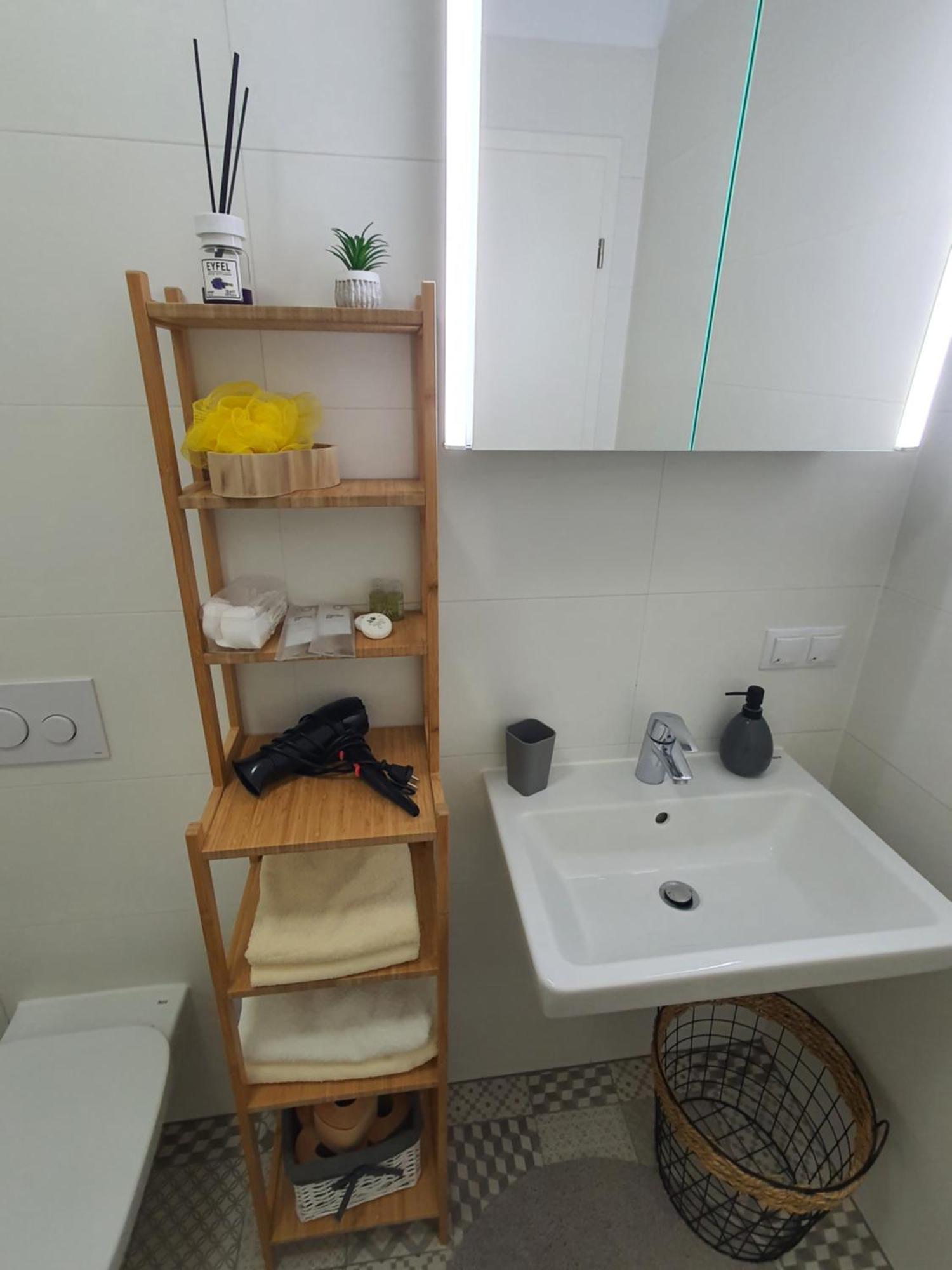 One Apartment Брашов Екстер'єр фото